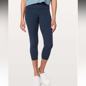 Lululemon Wunder Under Luxtreme Cropped Leggings Soze 8 Navy